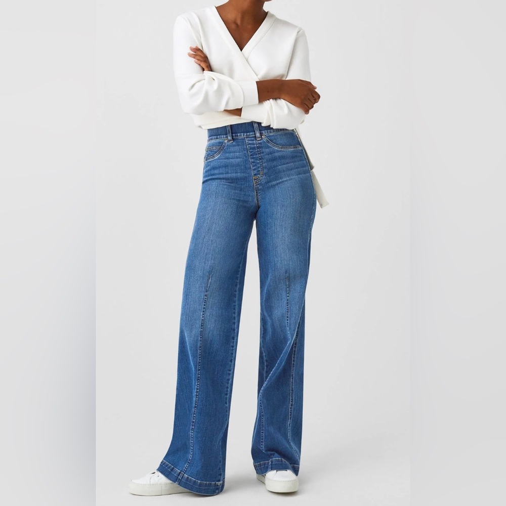 Spanx Seamed Front Wide-leg Jeans
Size Large